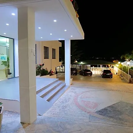 Hotel Joni Kompleks