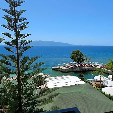 Joni Kompleks 3* Sarandë